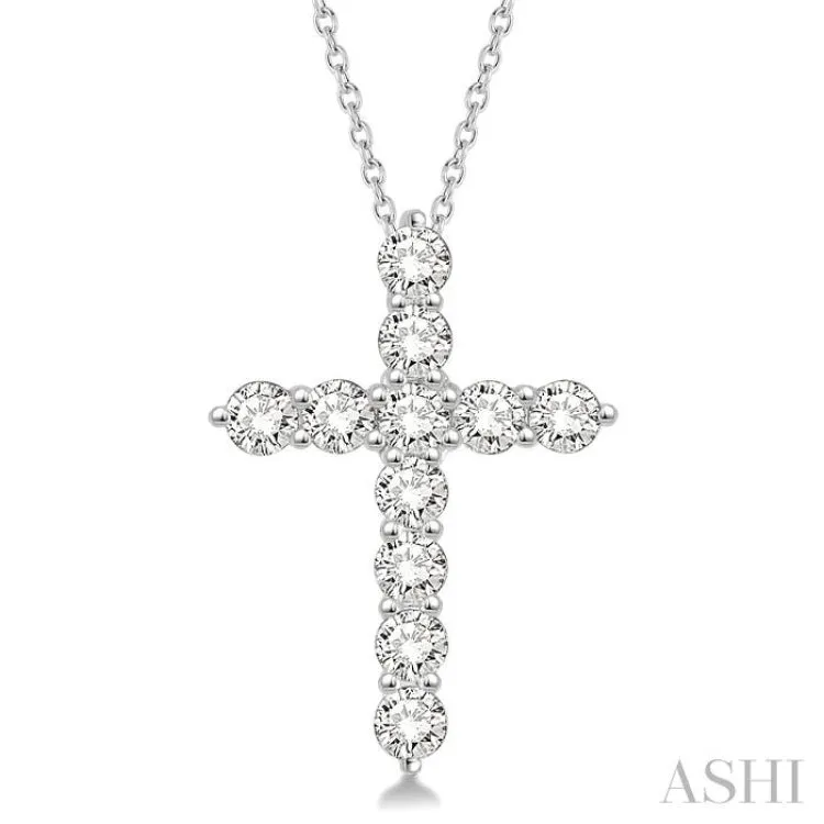 1 1/2 Ctw Round Cut Diamond Cross Pendant in 14K White Gold with Chain