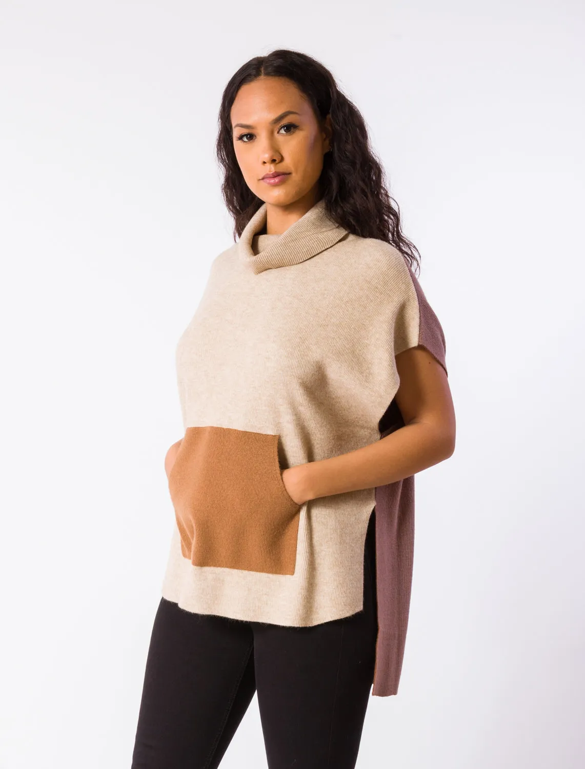 AZUMI 'KANGA' PONCHO