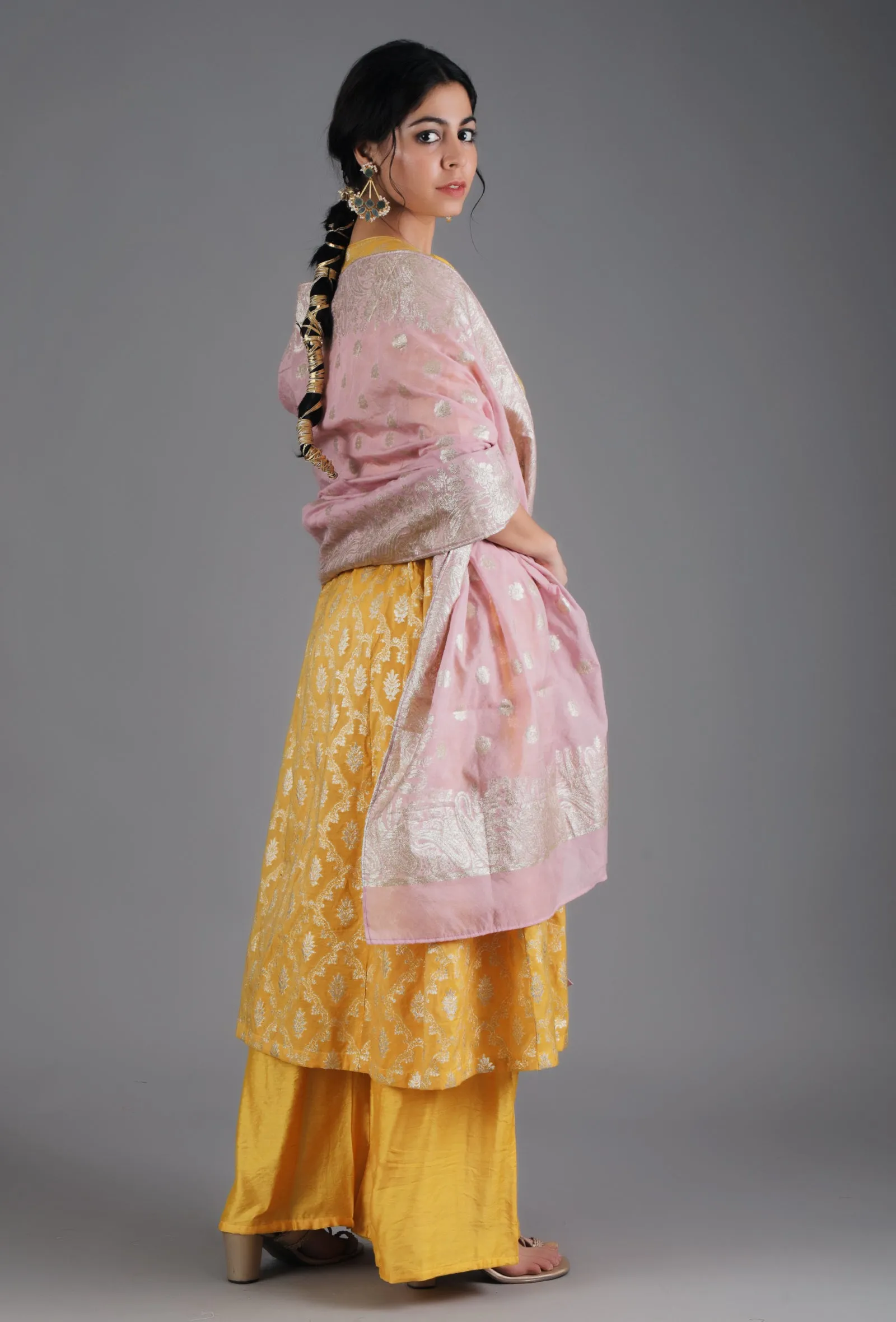 Baby Pink Jacquard Dupatta