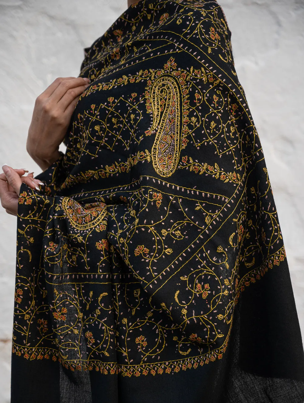 Exclusive, Fine Hand Embroidered Kashmiri Shawl - Black Paisley