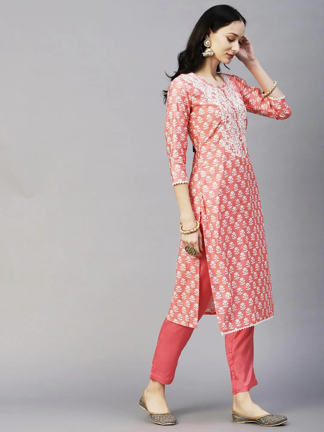 Floral Printed Resham Aari Embroidered Kurta With Pants & Printed Dupatta - Peach