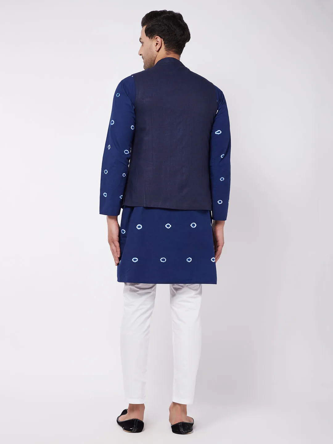 Men's Blue And White Pure Cotton Jacket, Kurta And Pyjama Set - Vastramay