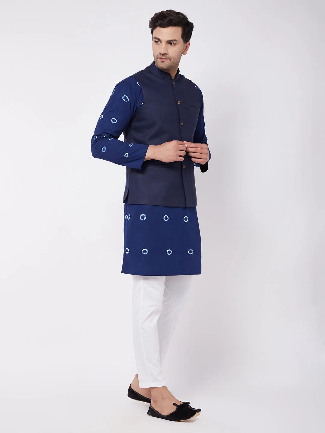 Men's Blue And White Pure Cotton Jacket, Kurta And Pyjama Set - Vastramay