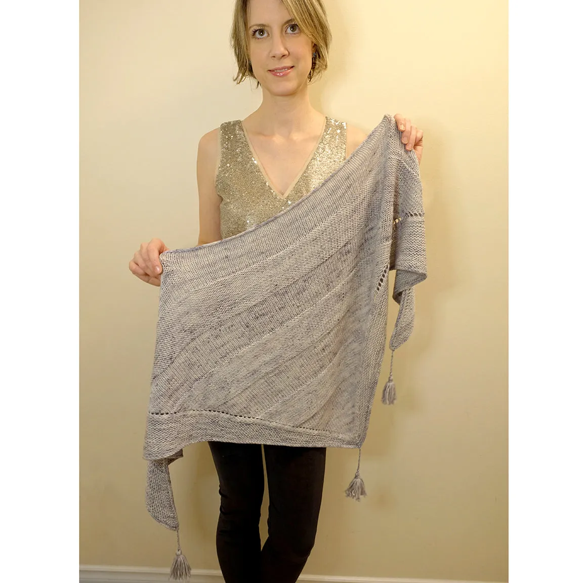 paralleling shawl {knitting pattern}