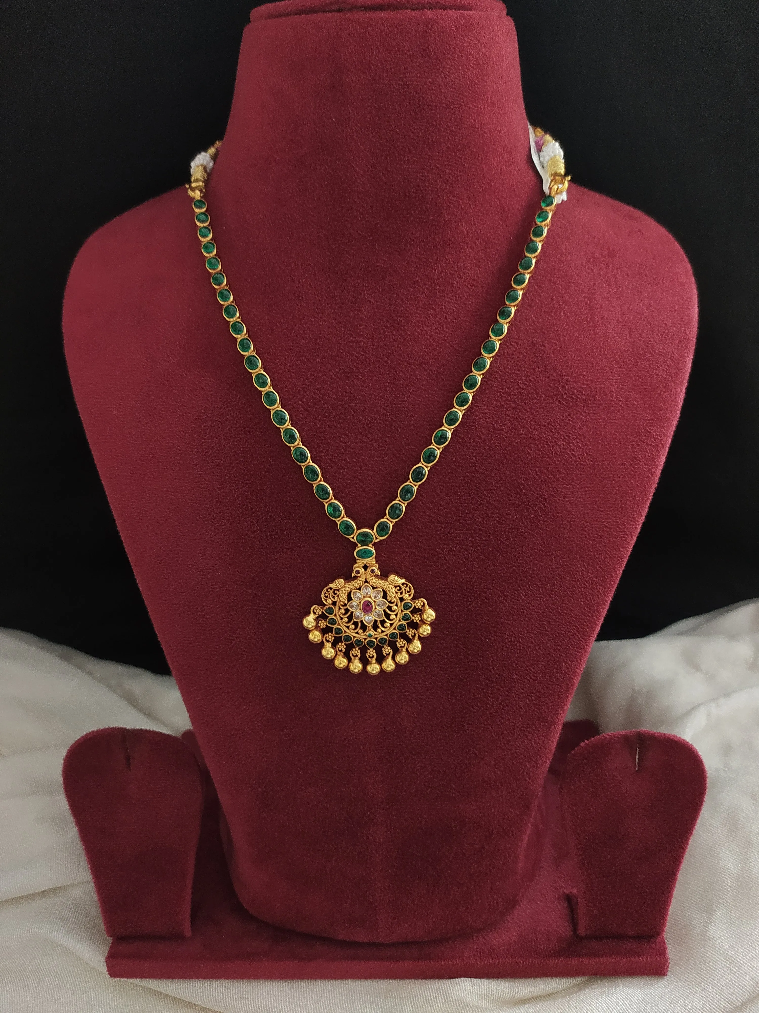 Unique 92.5 Pure Silver Emerald Necklace with Center Ruby Stone