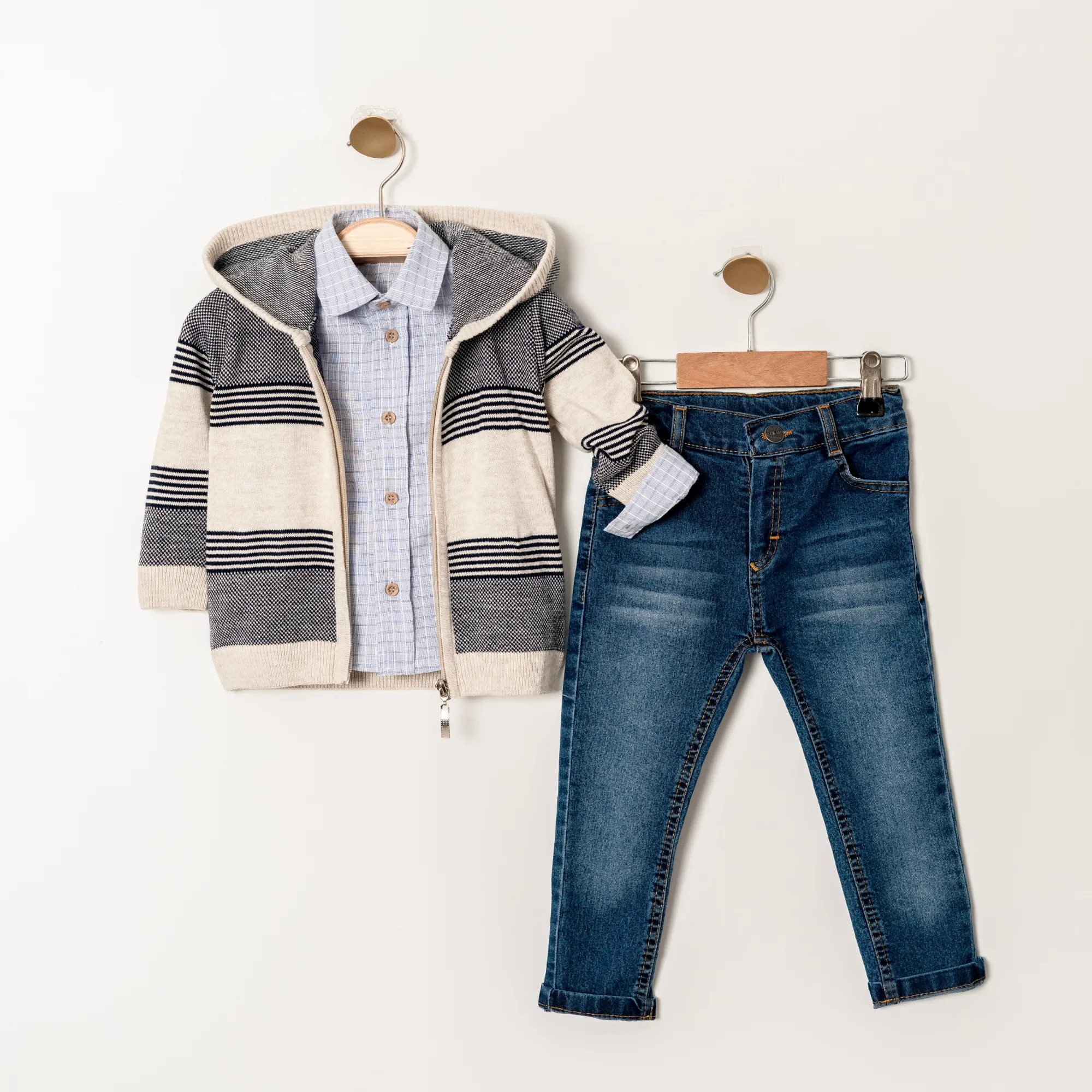 Will Wow Sweater Jeans Set